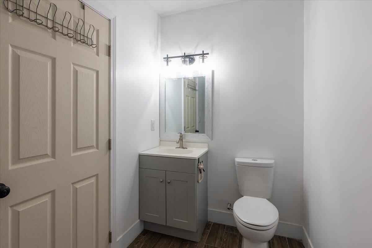 13 Liberty Road Washington ME 04574