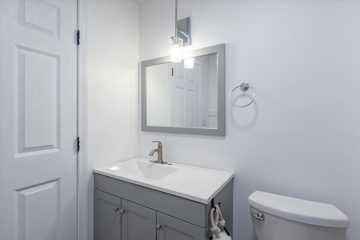 13 Liberty Road Washington ME 04574