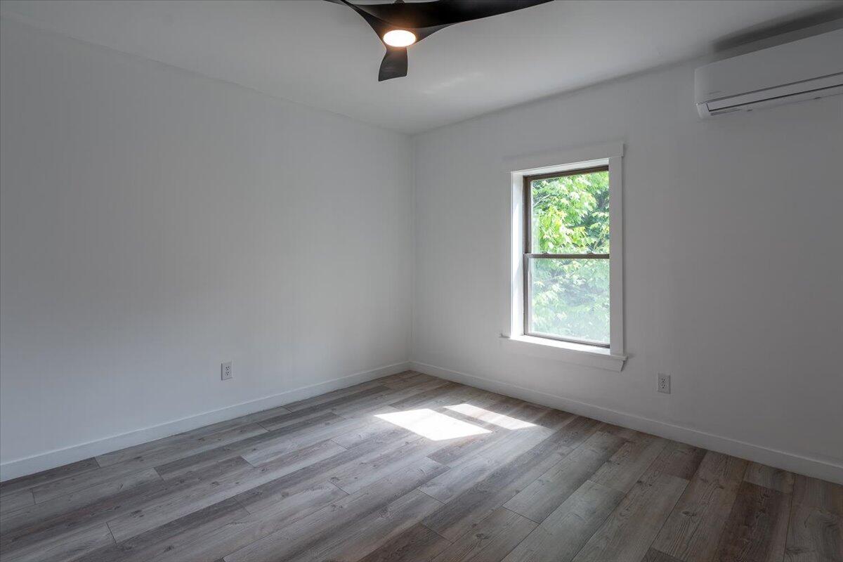 13 Liberty Road Washington ME 04574