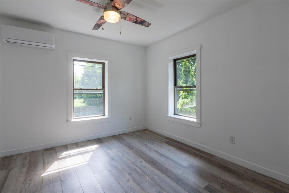 13 Liberty Road Washington ME 04574