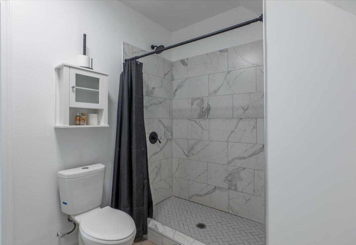 13 Liberty Road Washington ME 04574