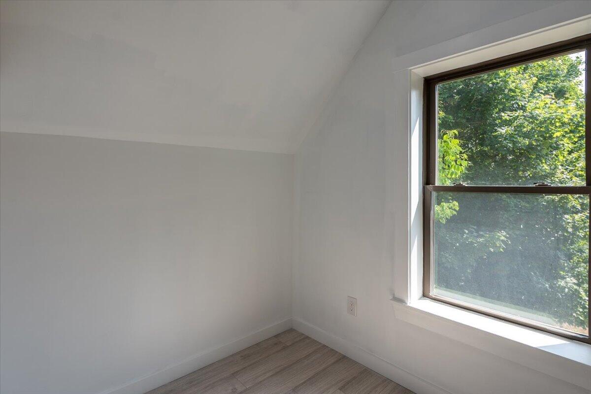 13 Liberty Road Washington ME 04574