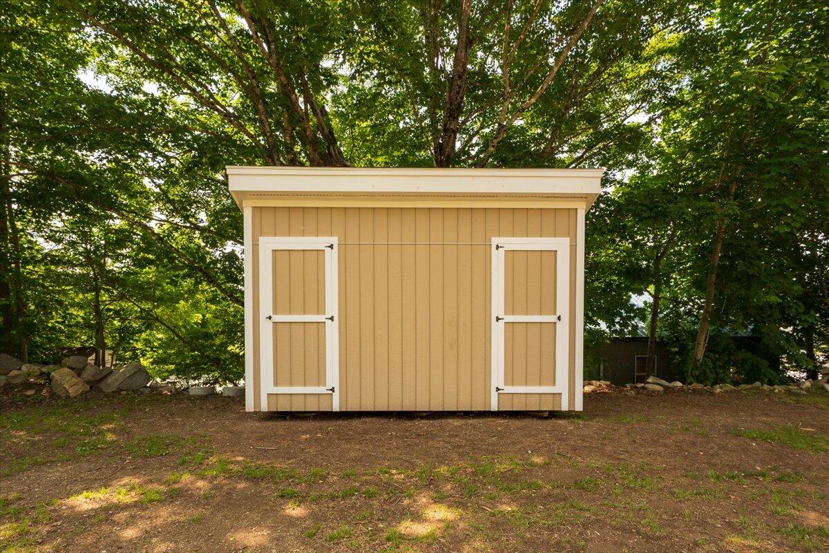 13 Liberty Road Washington ME 04574