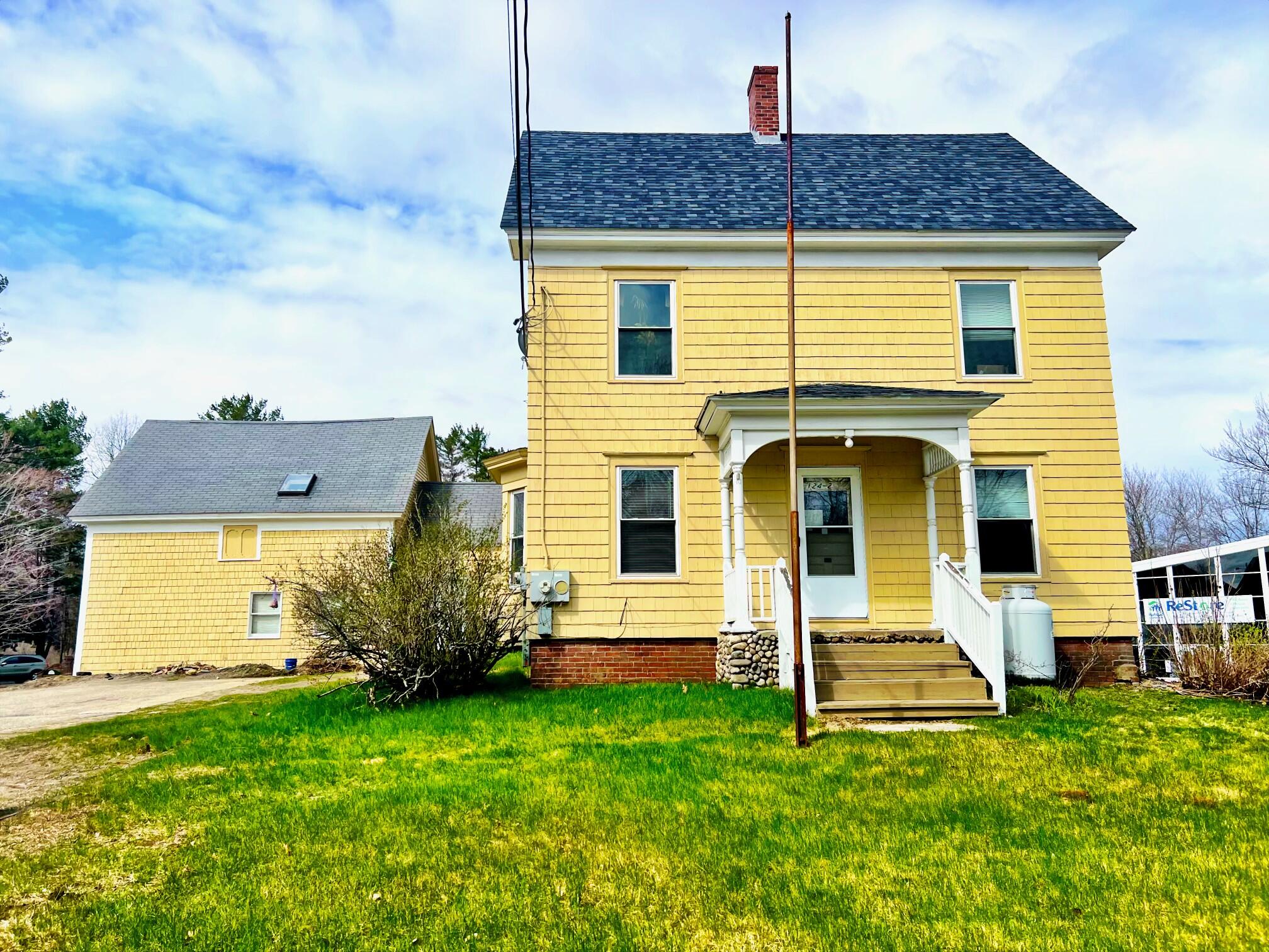 124 Main Street Topsham, ME