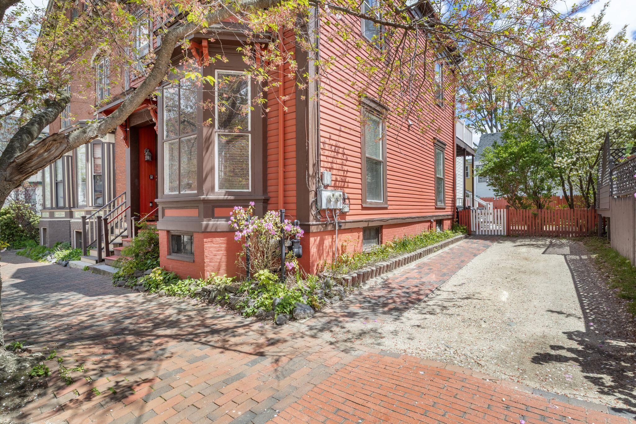 75 Carleton Street Portland ME 04102