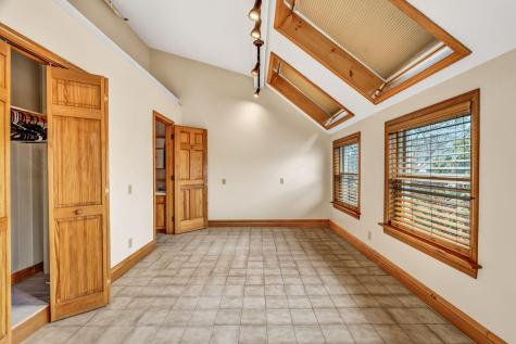 164 Madison Avenue Skowhegan ME 04976
