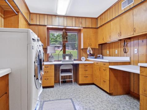 16 Davis Point Road Wayne ME 04284