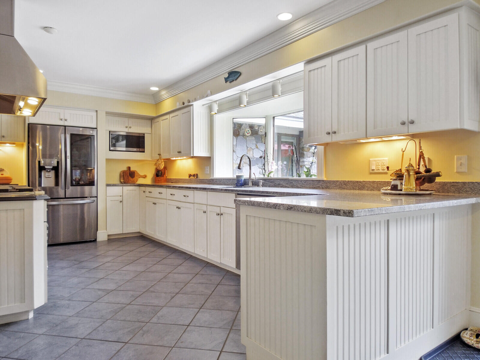 16 Davis Point Road Wayne ME 04284