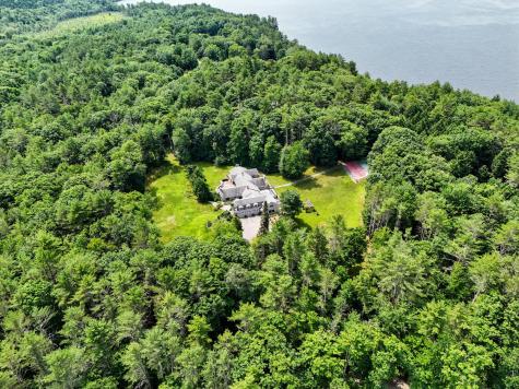 16 Davis Point Road Wayne ME 04284