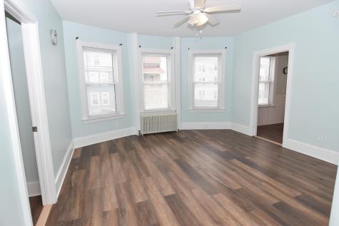 86 Fourth Street Auburn ME 04210