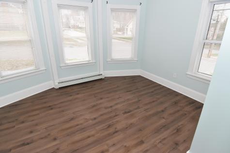 86 Fourth Street Auburn ME 04210