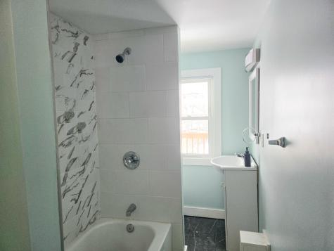 86 Fourth Street Auburn ME 04210