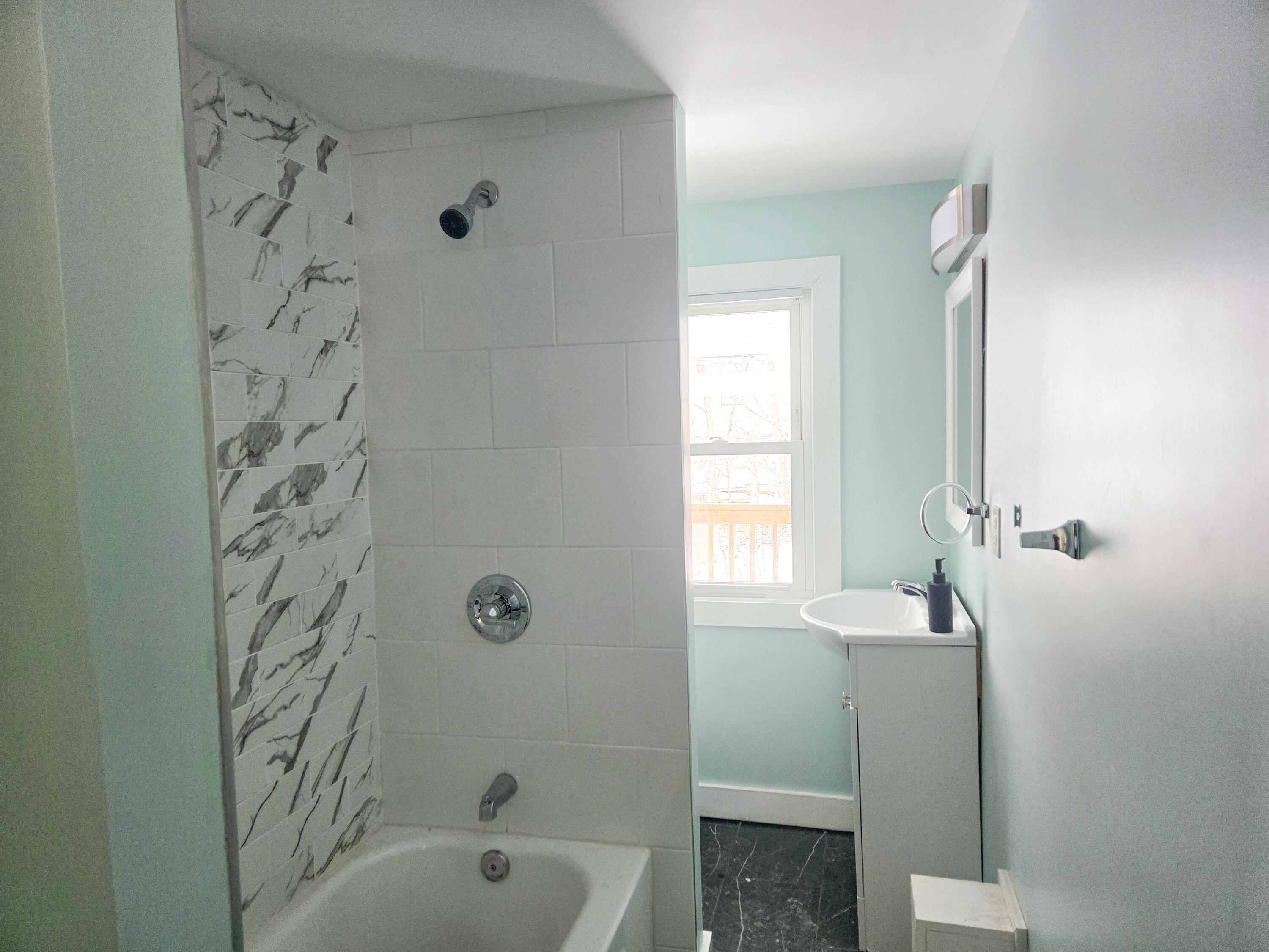 86 Fourth Street Auburn ME 04210