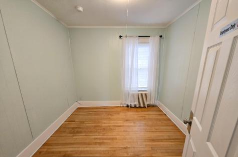 86 Fourth Street Auburn ME 04210