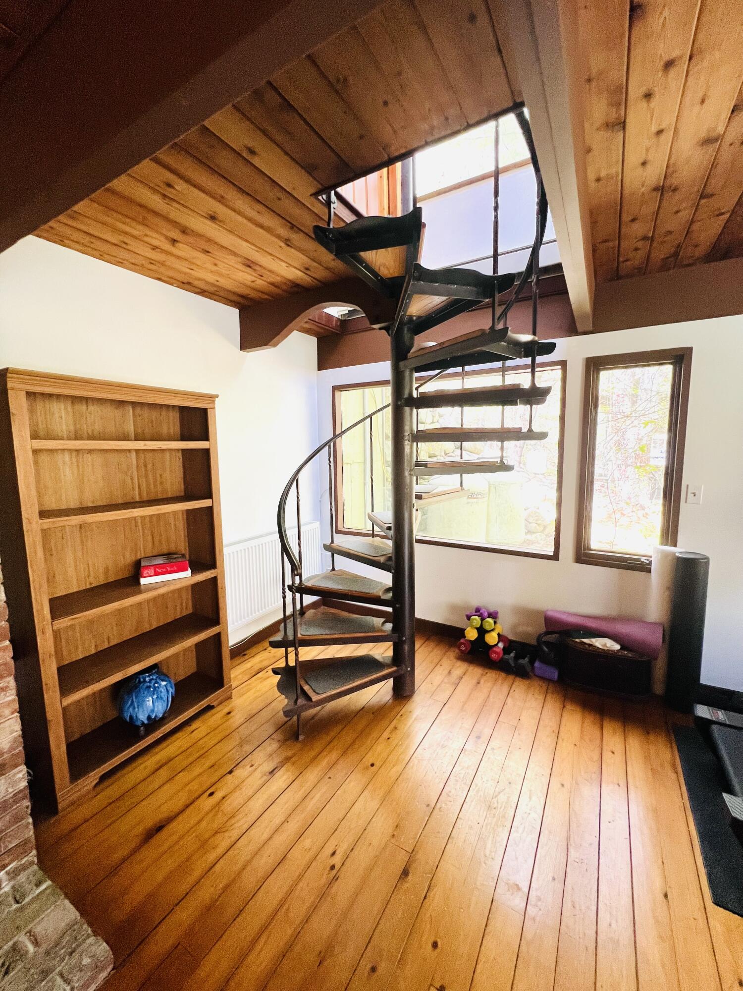 90 N Sedgwick Road Sedgwick ME 04676