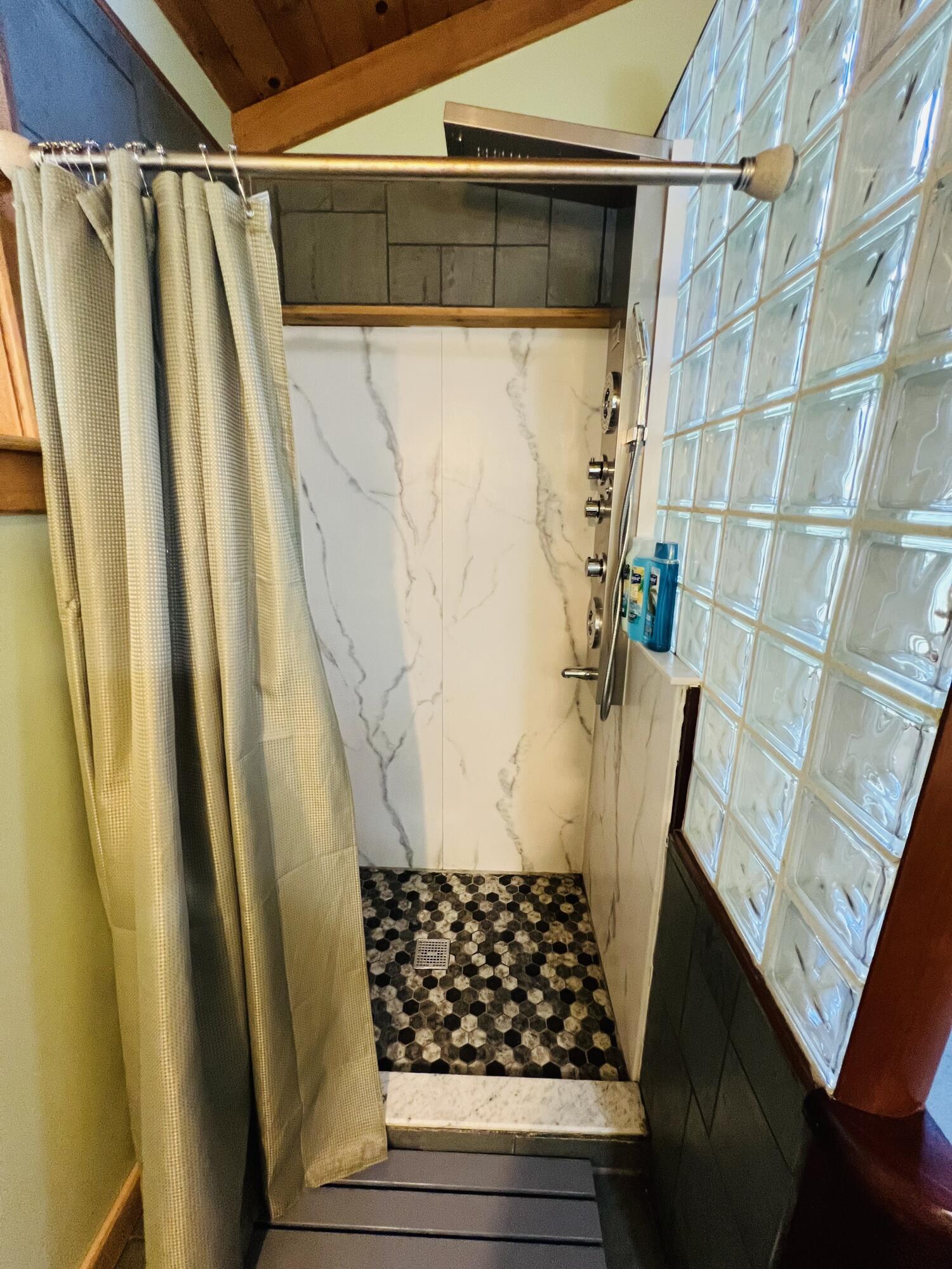 90 N Sedgwick Road Sedgwick ME 04676