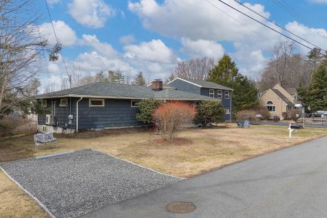 11 Elm Drive York ME 03909