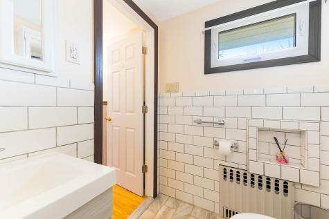 11 Elm Drive York ME 03909