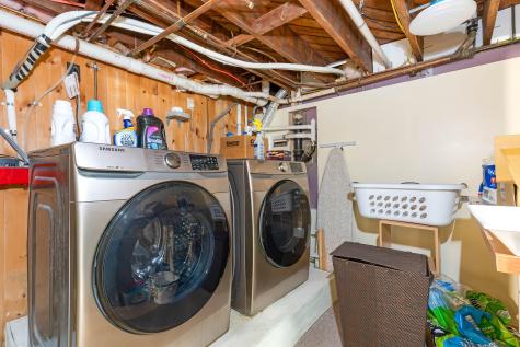 11 Elm Drive York ME 03909