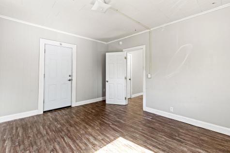 174 Bartlett Street Lewiston ME 04240