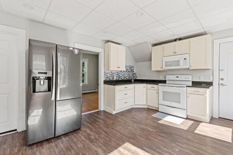 174 Bartlett Street Lewiston ME 04240