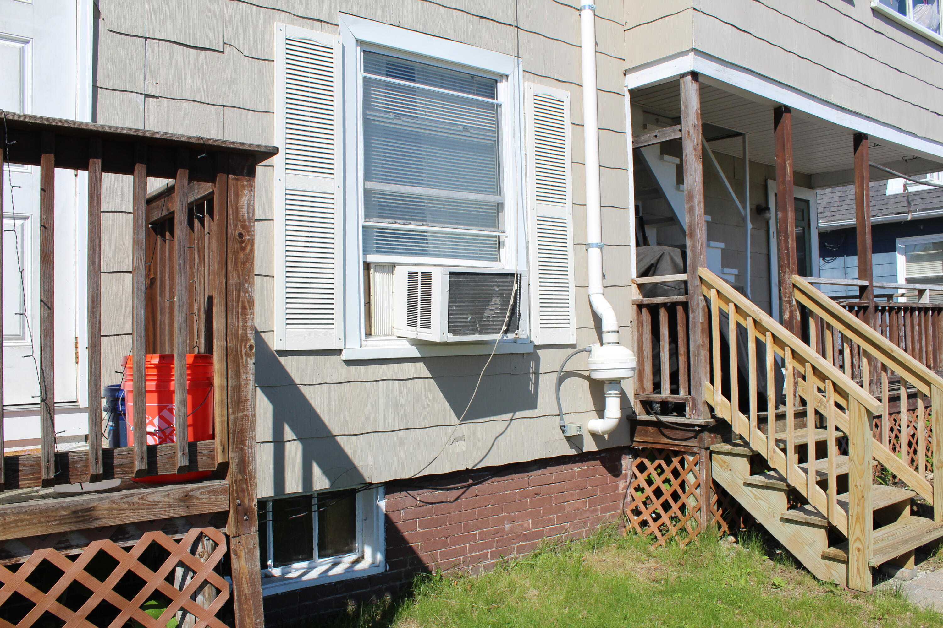 7 Grove Street Auburn ME 04210