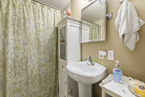 275 Main Street South Berwick ME 03908