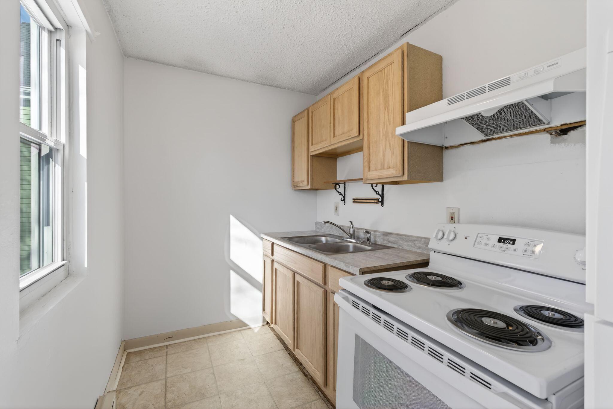 6 - 8 Saint Lawrence Street Portland ME 04101