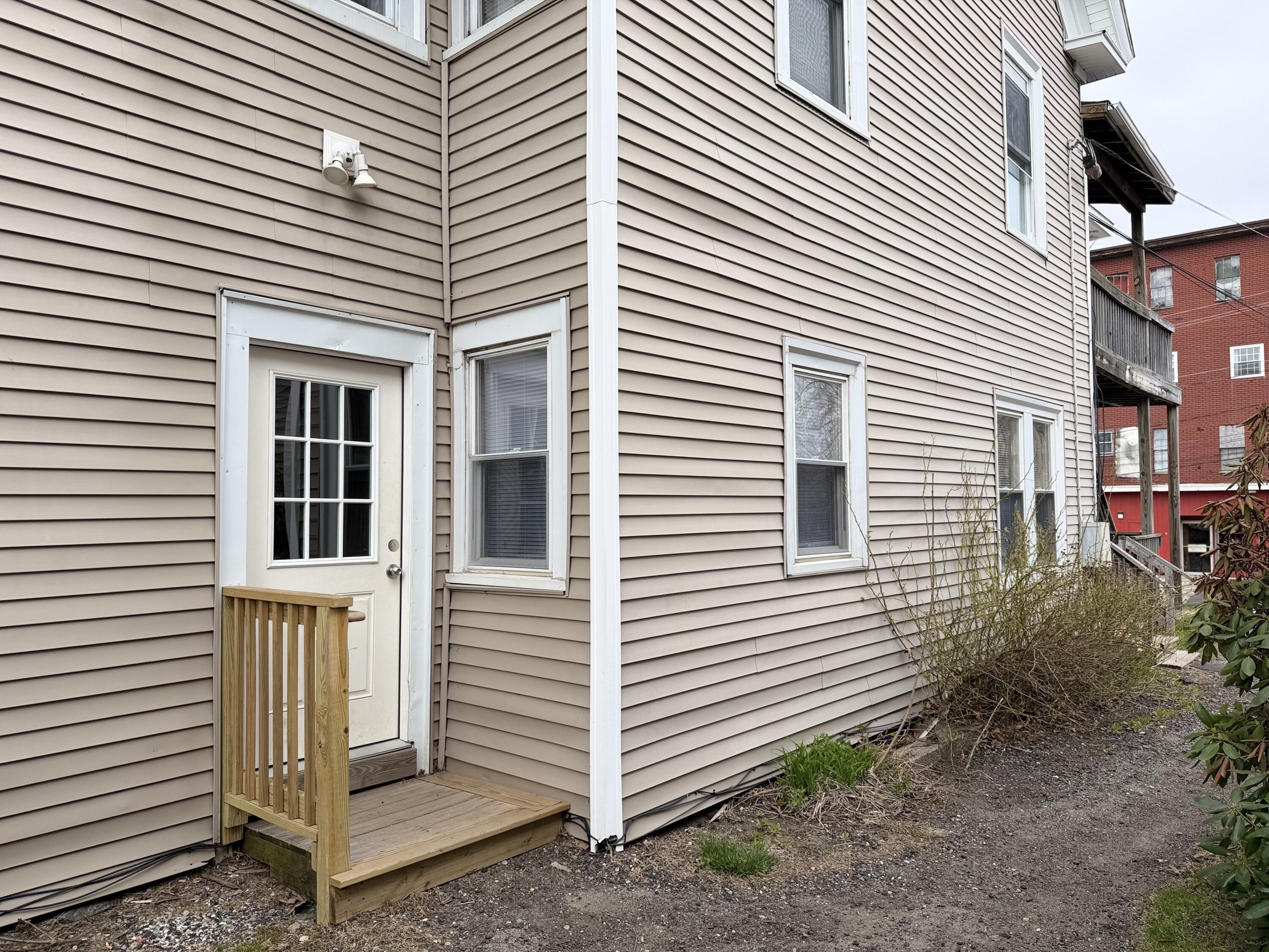 15-17 Pleasant Street Auburn ME 04210