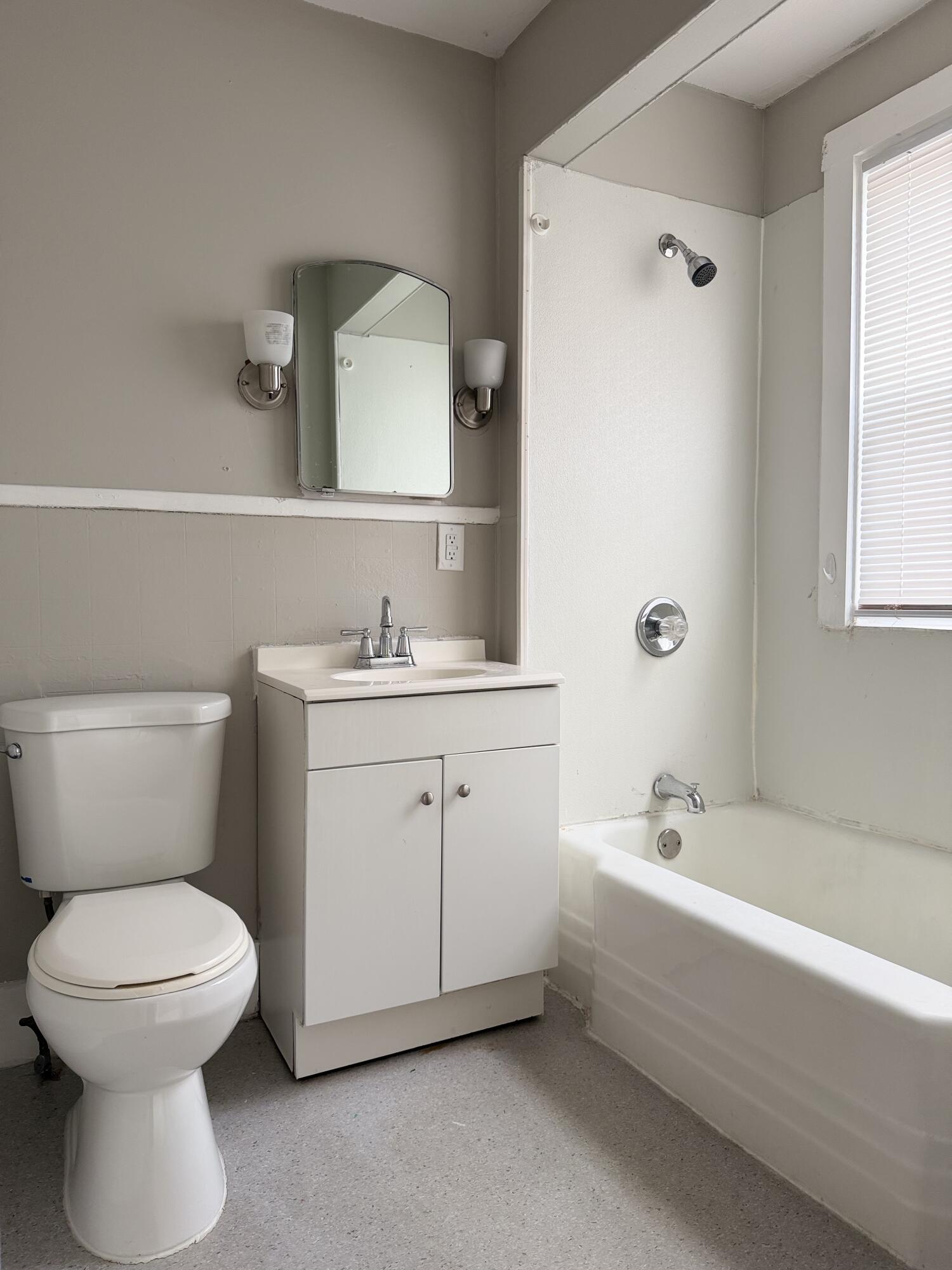 15-17 Pleasant Street Auburn ME 04210