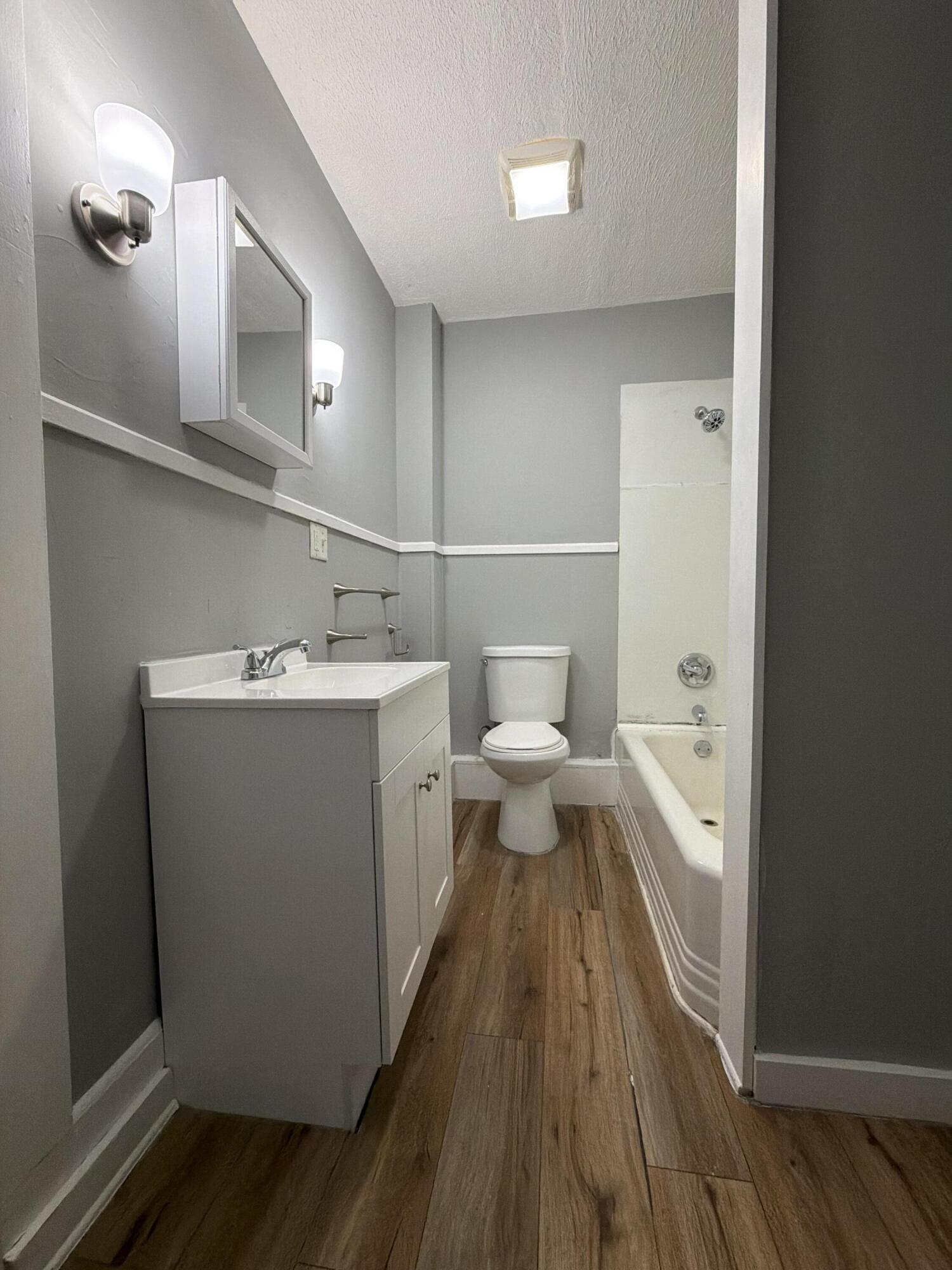 15-17 Pleasant Street Auburn ME 04210