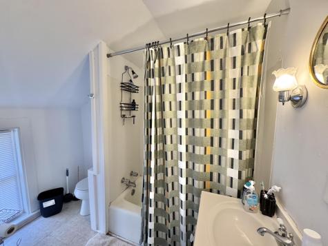 3 Park Street Orono ME 04473