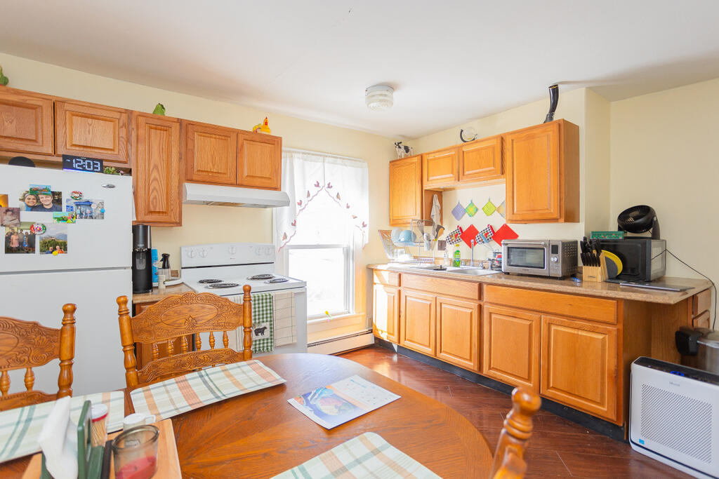 167-169 Perham Street Farmington ME 04938