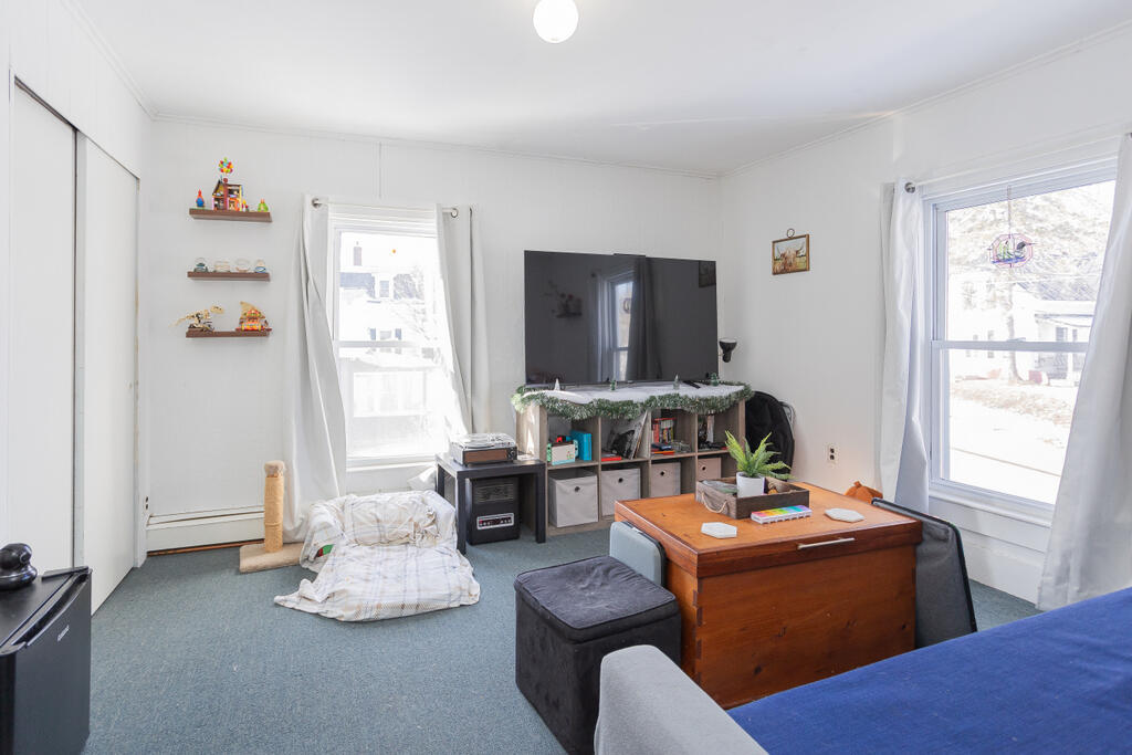 167-169 Perham Street Farmington ME 04938