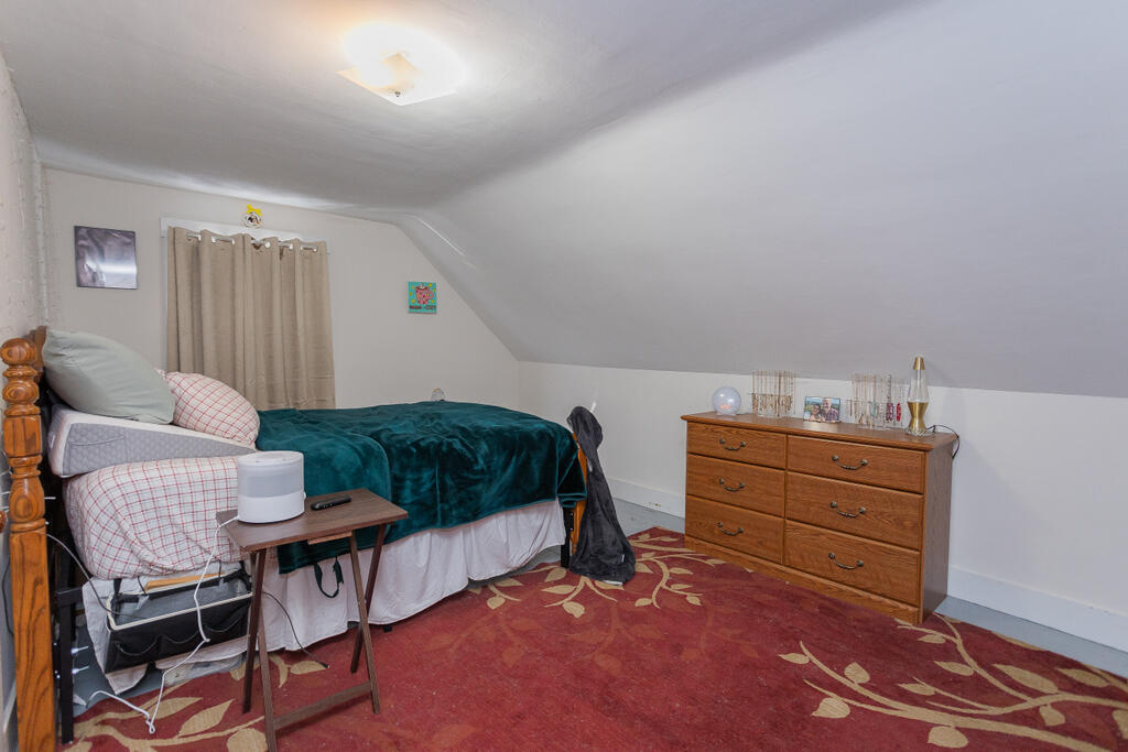 167-169 Perham Street Farmington ME 04938