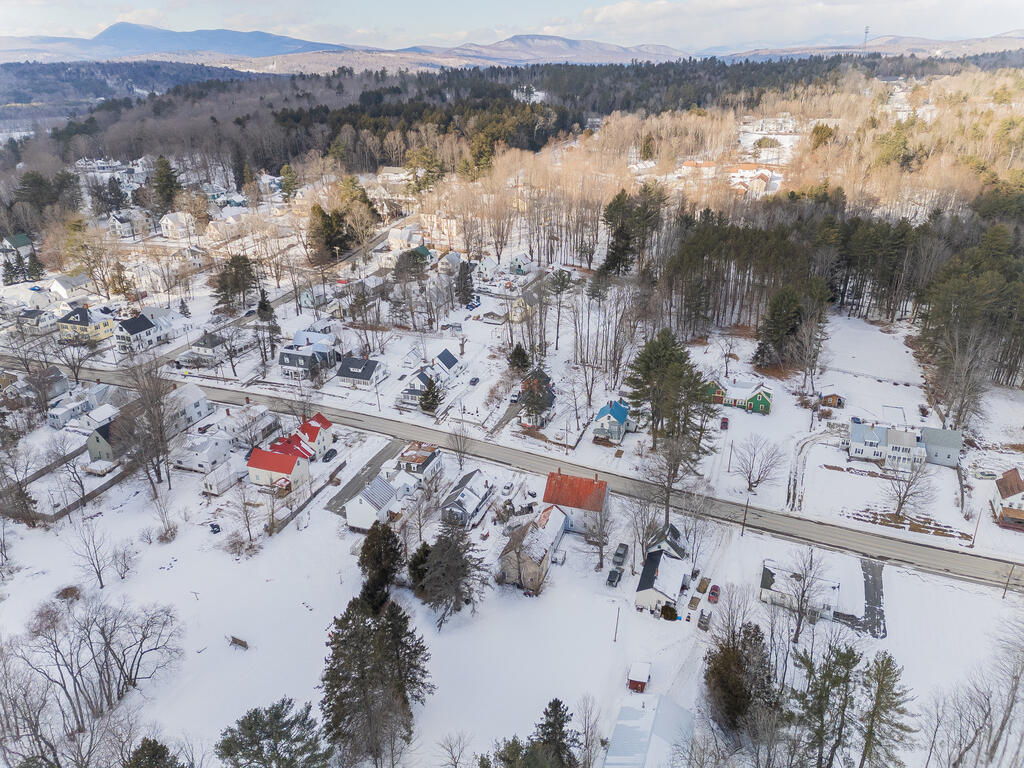167-169 Perham Street Farmington ME 04938