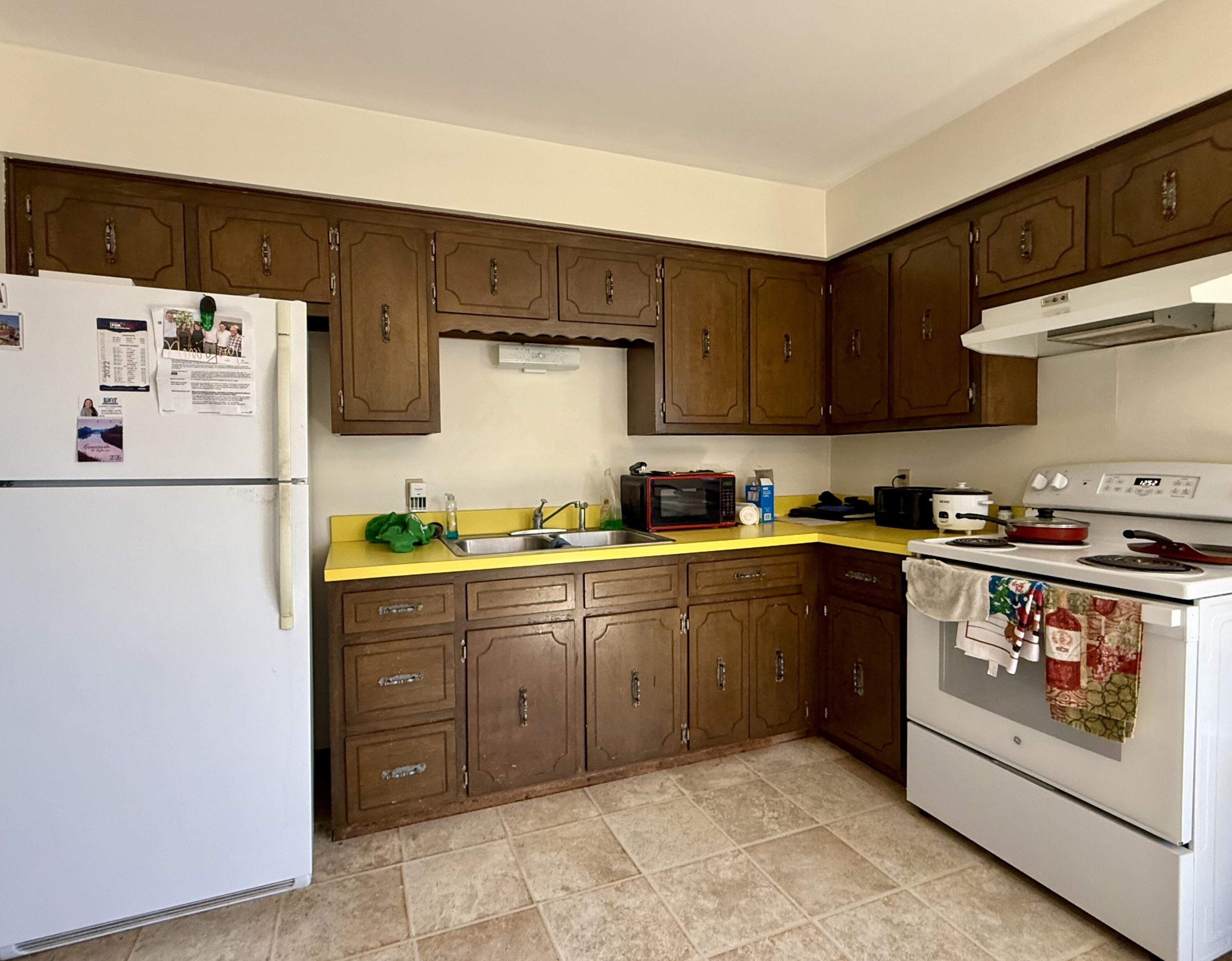 2293&2295 S Princeton Road Baileyville ME 04694