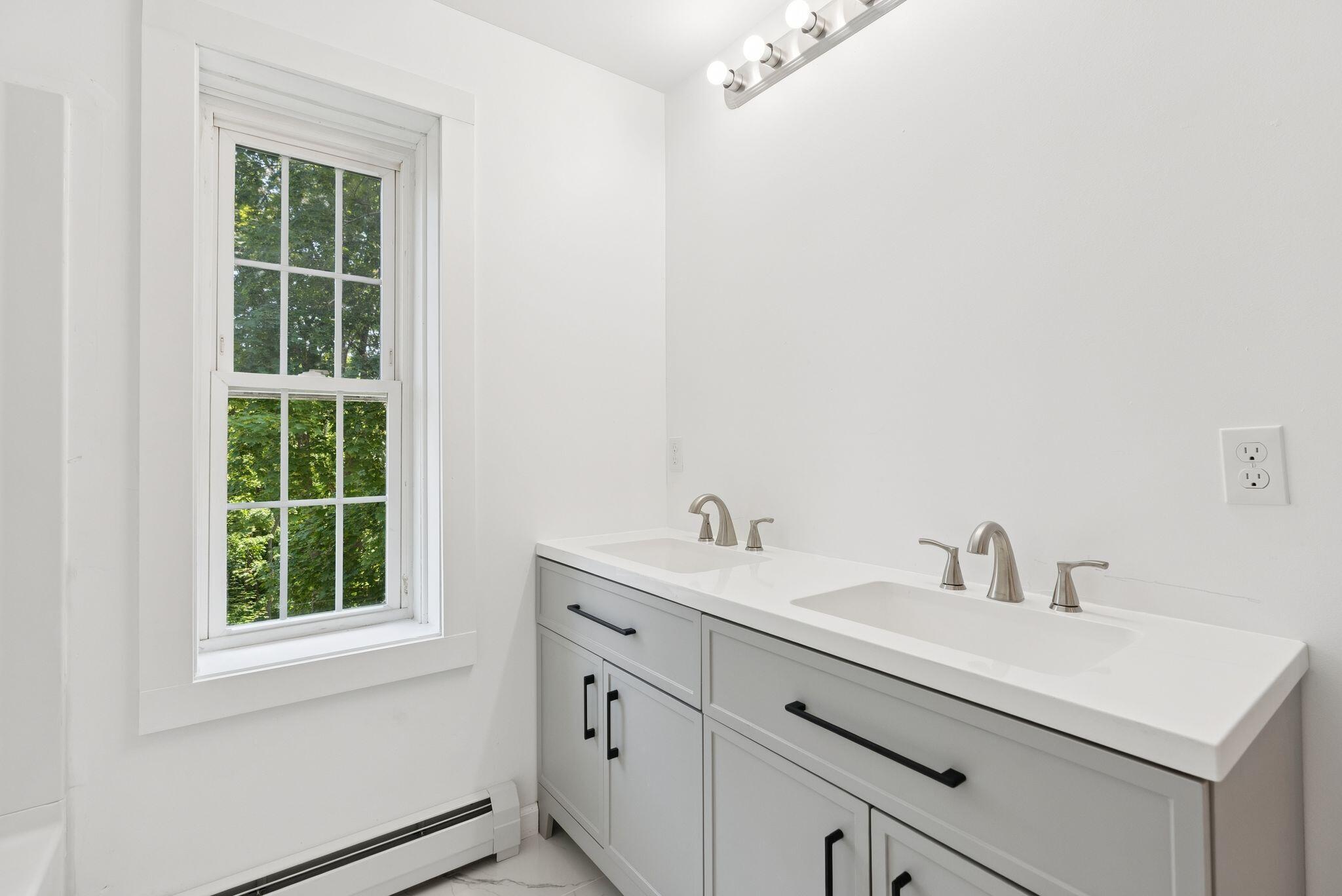 1097 Washington Street Bath ME 04530