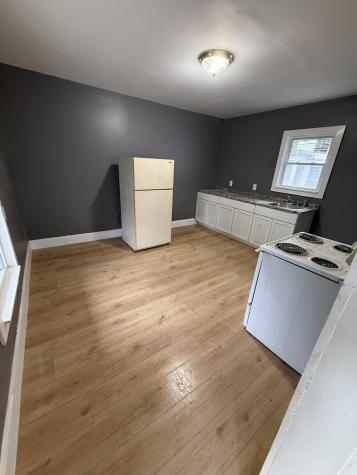 8 Summer Street Waterville ME 04901