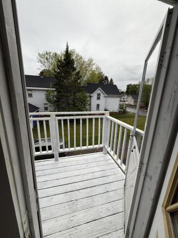 8 Summer Street Waterville ME 04901