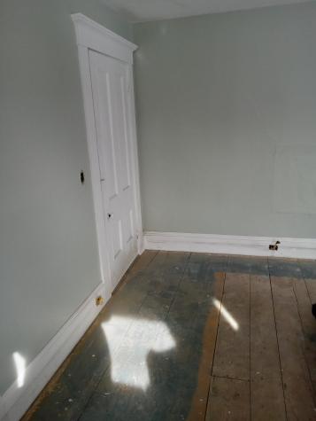 29 Whitney Street Auburn ME 04210