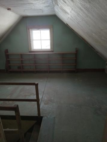 29 Whitney Street Auburn ME 04210