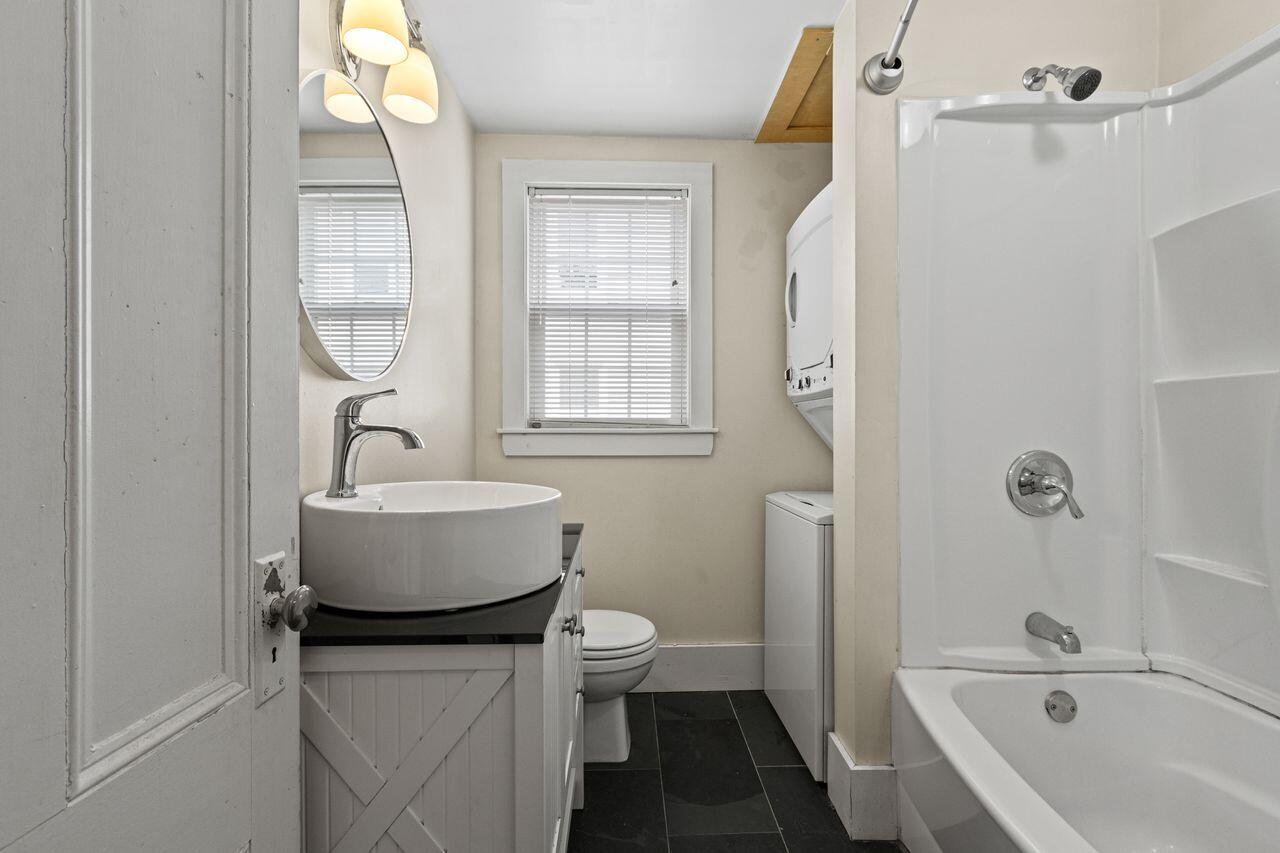 438-440 St. John Street Portland ME 04102