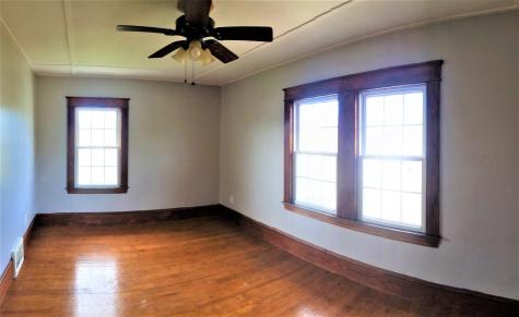 22 Newland Avenue Augusta ME 04330