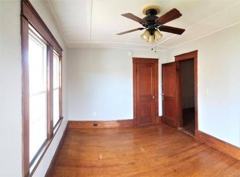 22 Newland Avenue Augusta ME 04330
