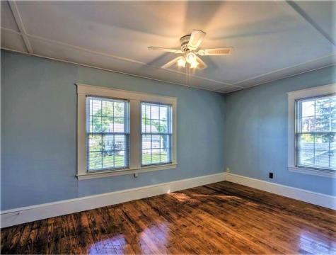 22 Newland Avenue Augusta ME 04330