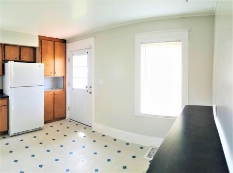 22 Newland Avenue Augusta ME 04330