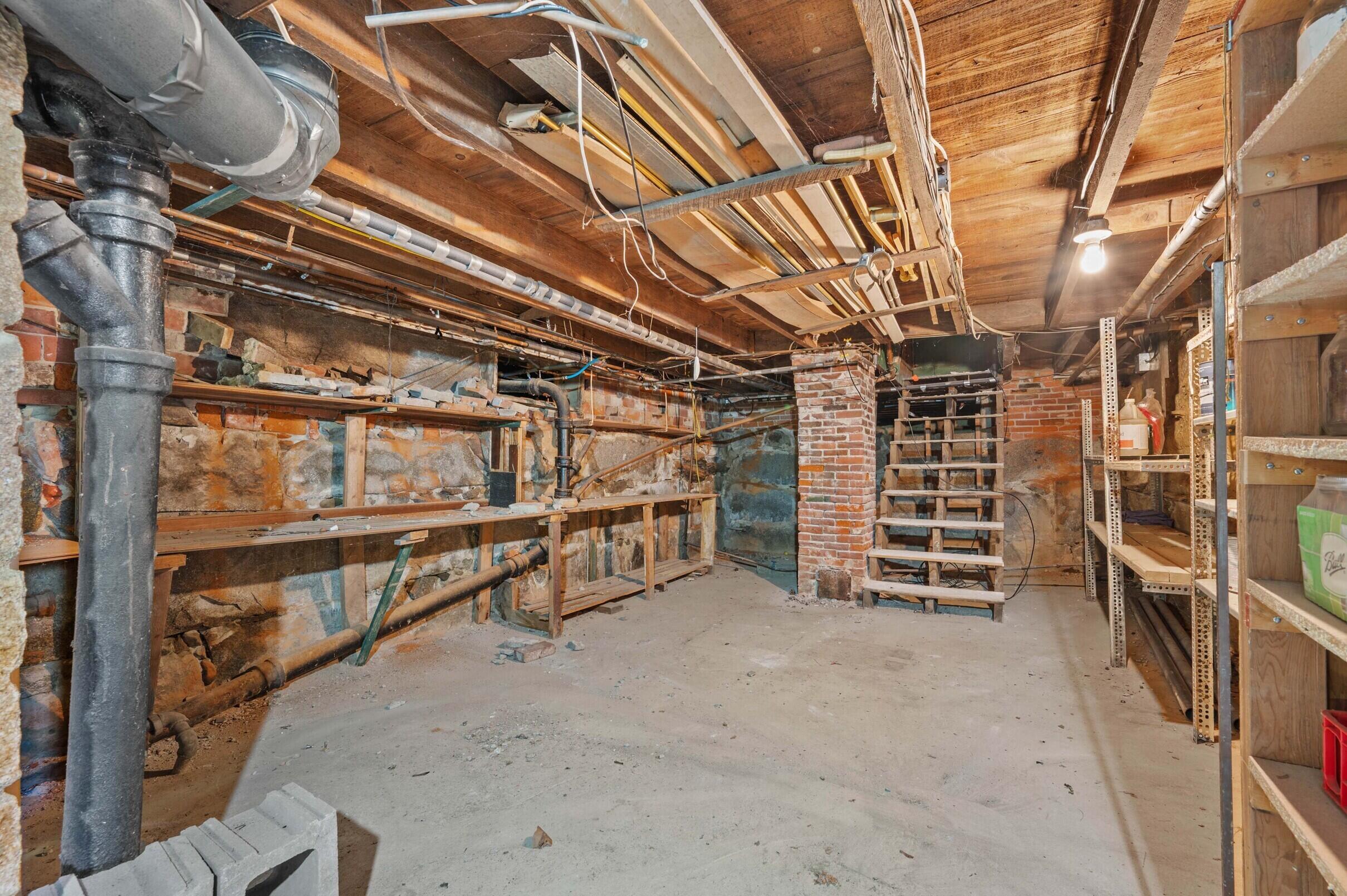 91 W River Road Waterville ME 04901