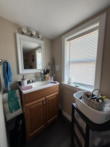 442 W Broadway Lincoln ME 04457