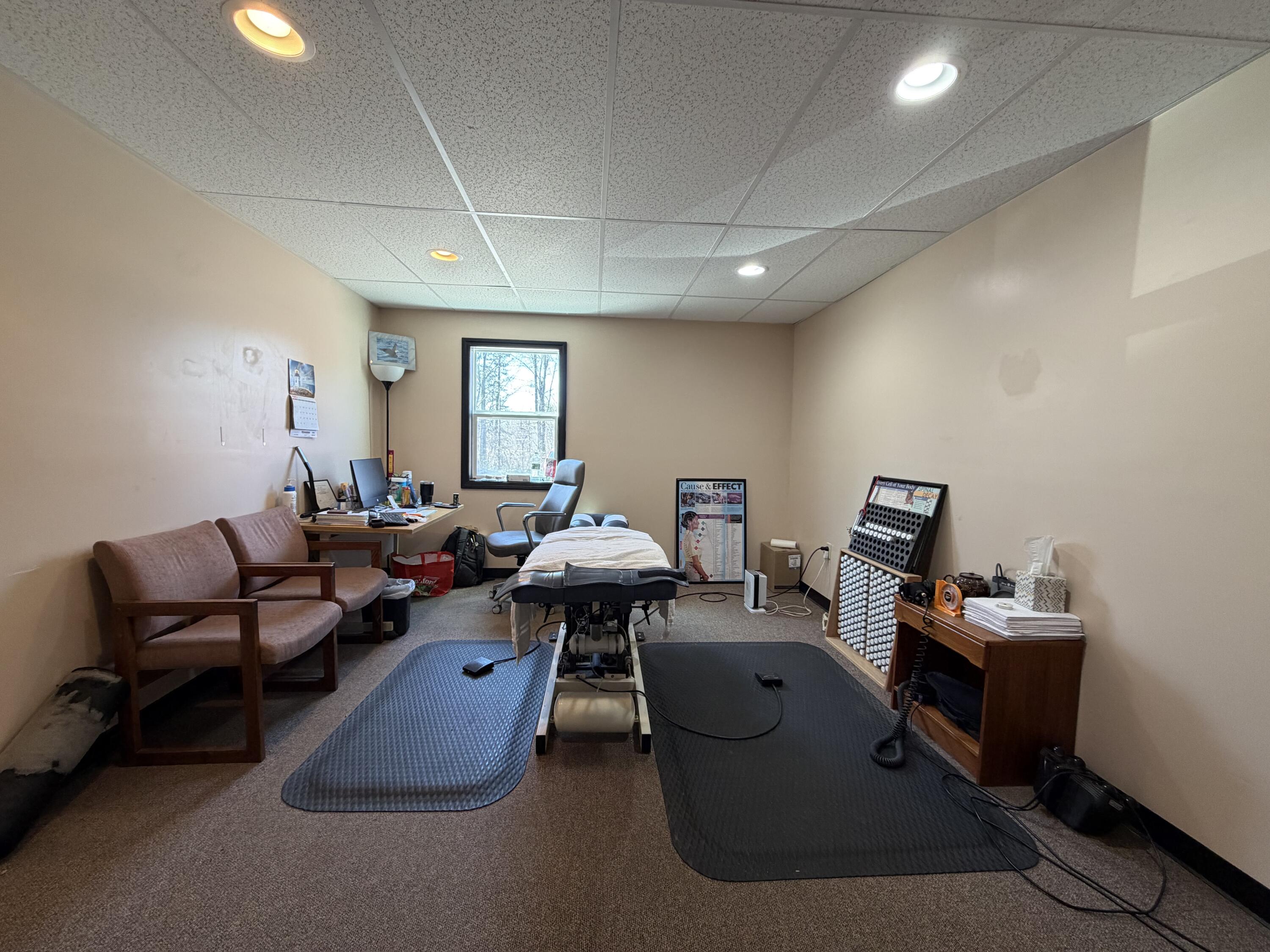 442 W Broadway Lincoln ME 04457